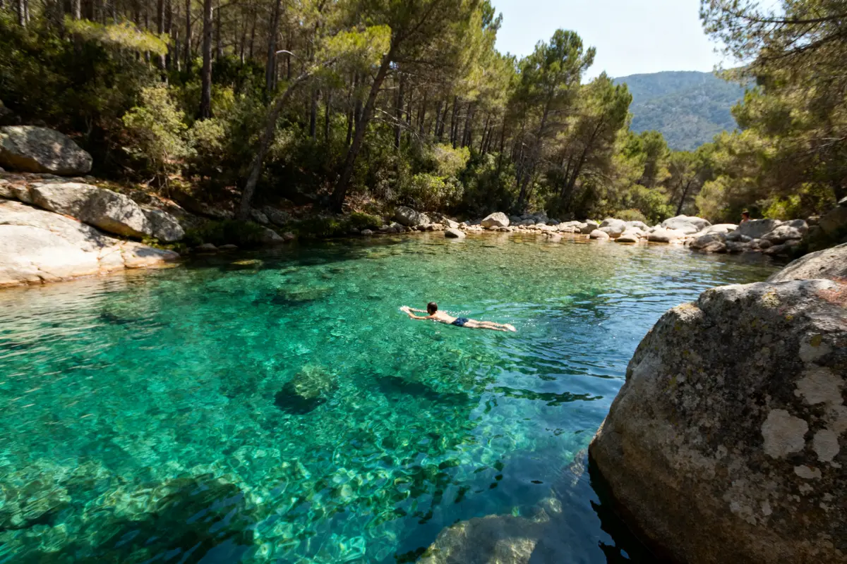 Piscines naturelles de Cavu Piscini naturali di Cavu : Baignade &amp; randos